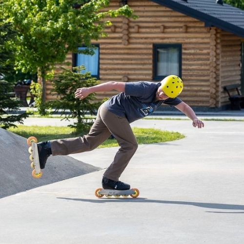 Nauka jazdy na rolkach w Warszawie - Dorośli - wizard skating  średnioza