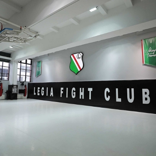 miejsce do nauki jazdy na rolkach Legia Fight Center